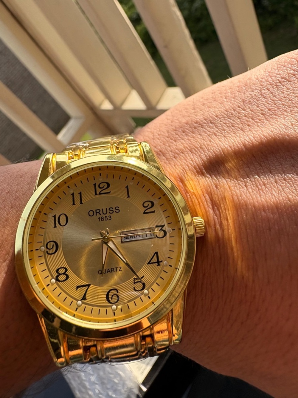 Oruss Gold Men's Quartz Watch - Classic Gold Dial